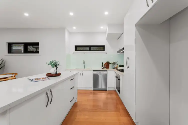 Fifth view of Homely unit listing, 4/2 Farnham Road, Bayswater VIC 3153