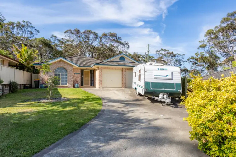 17 Olympic Drive, West Nowra NSW 2541