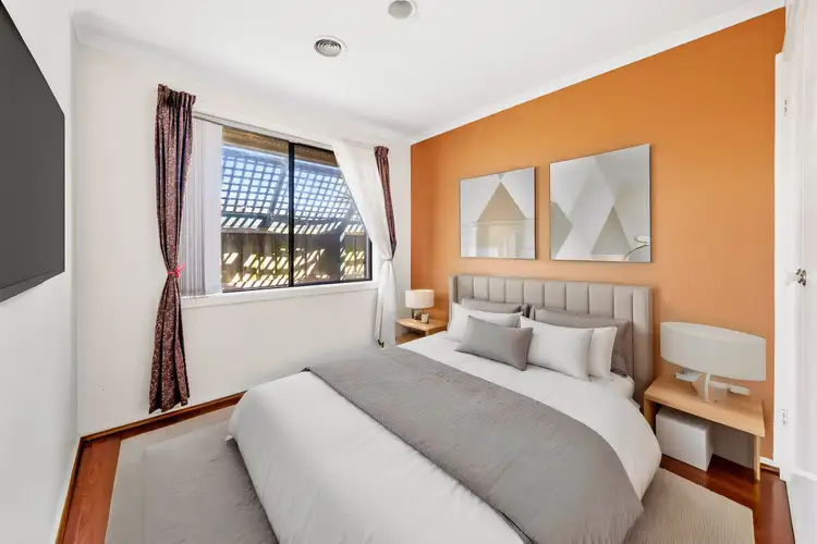 Fifth view of Homely house listing, 15 Anakie Walk, Delahey VIC 3037