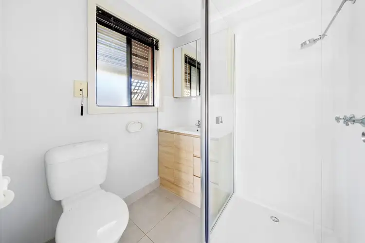 Sixth view of Homely house listing, 15 Anakie Walk, Delahey VIC 3037