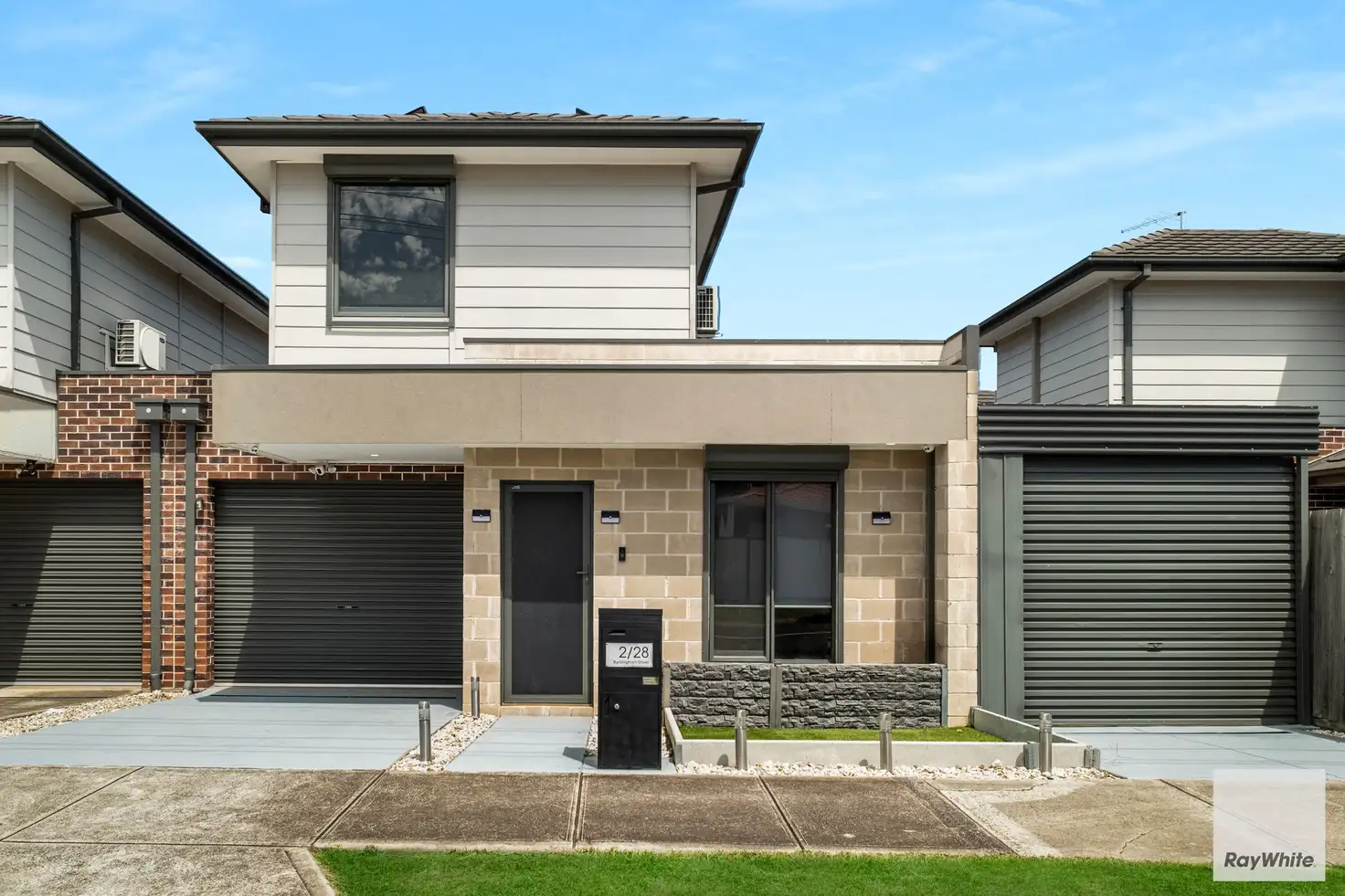 Main view of Homely house listing, 2/28 Buckingham Street, Sydenham VIC 3037