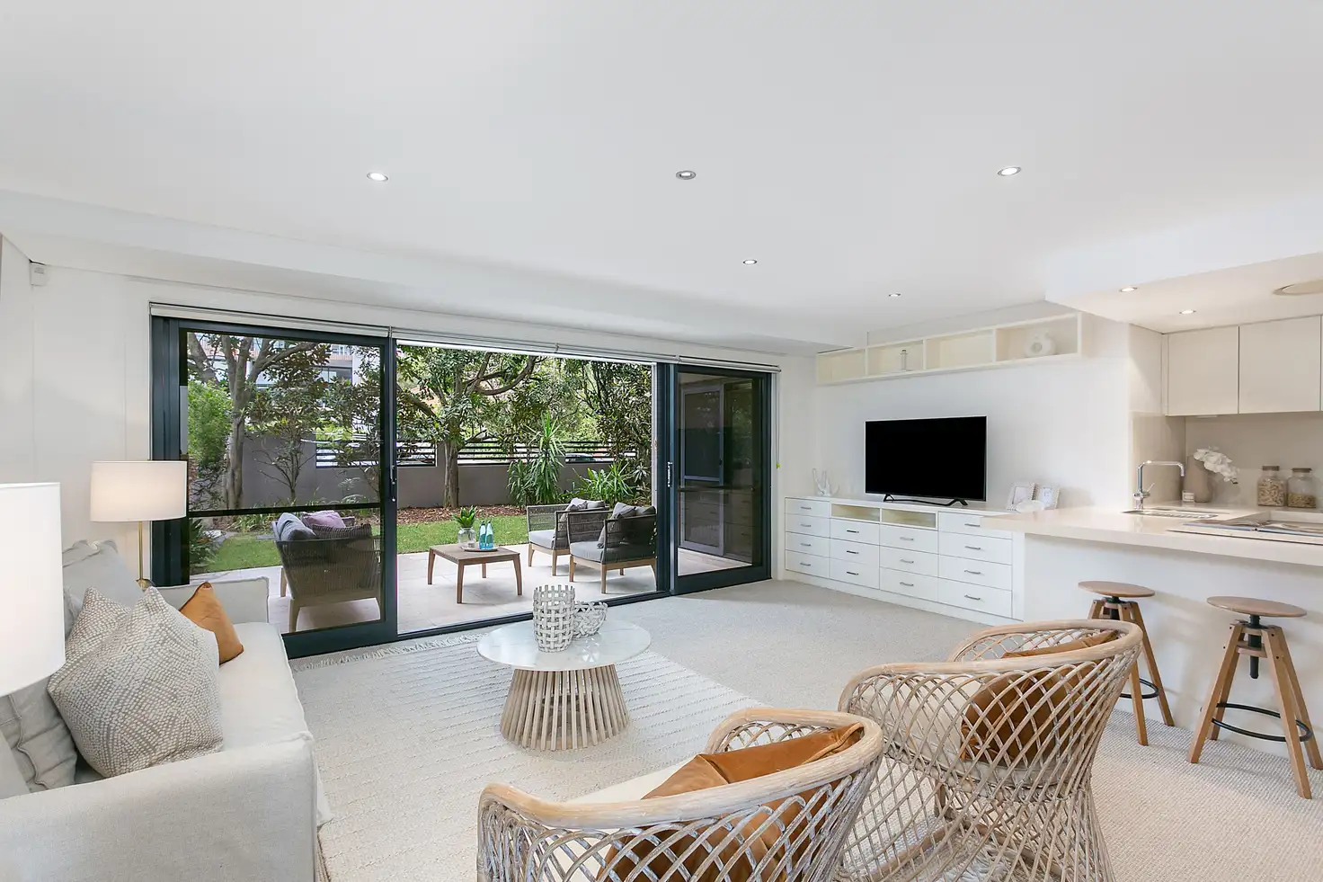 Main view of Homely unit listing, 6/178-184 Pacific Parade, Dee Why NSW 2099