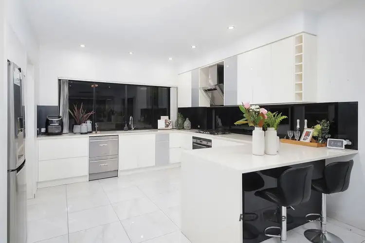 Fifth view of Homely house listing, 28 Peachtree Place, Stretton QLD 4116