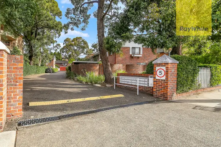 35 Victoria Road