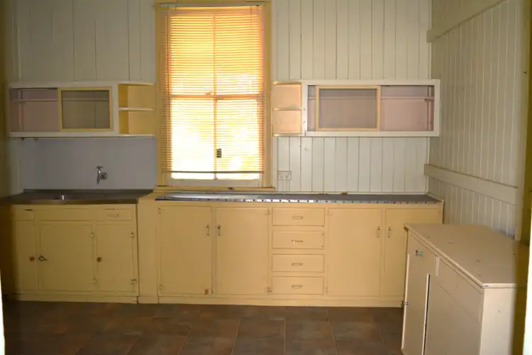 Second view of Homely house listing, 27 Garden Street, Blackall QLD 4472