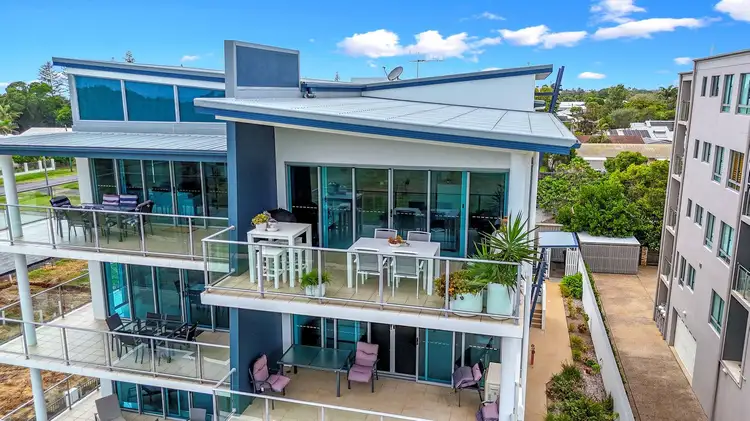 6/11 McCavanagh Street, Bargara QLD 4670