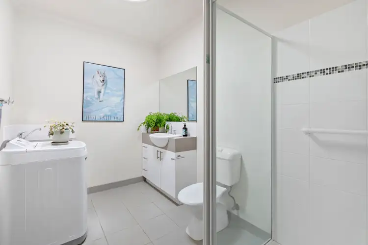 Sixth view of Homely unit listing, 4/33 Deane Street, Frankston VIC 3199