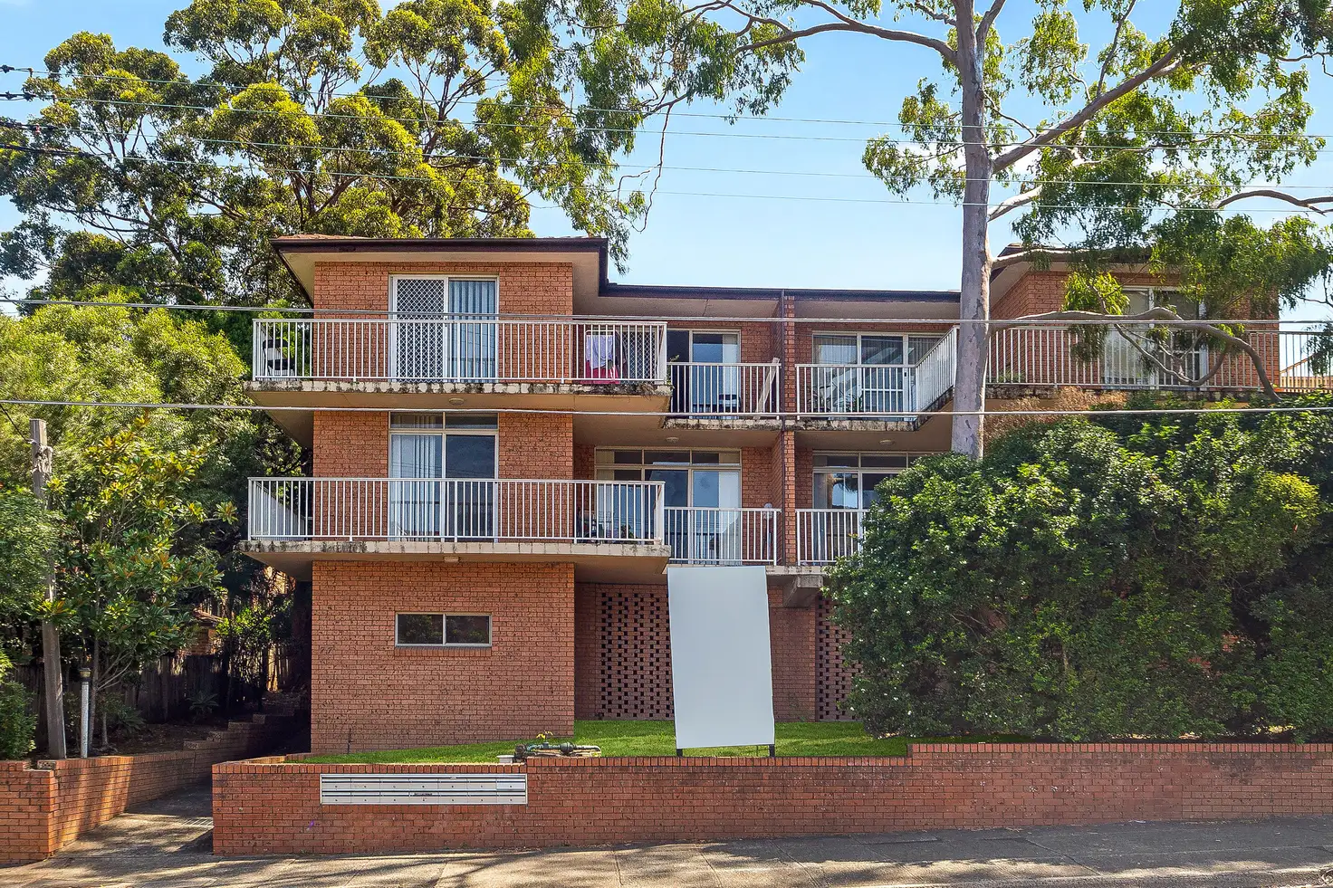 Main view of Homely unit listing, 4/77 Woniora Road, Hurstville NSW 2220