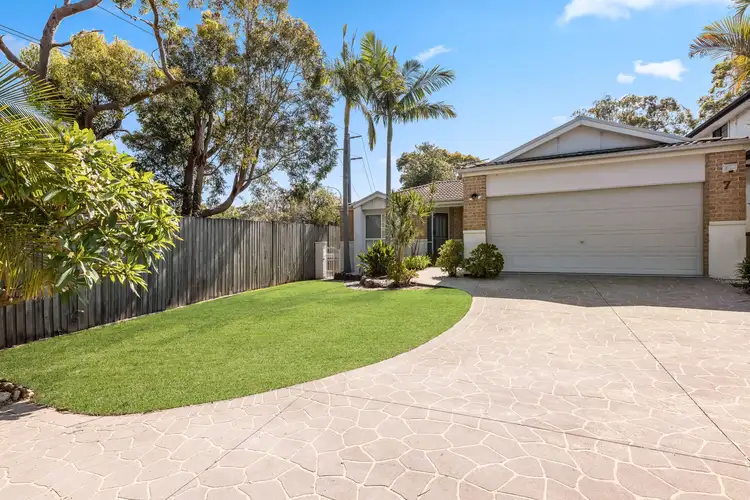 7 Parkwood Drive, Menai NSW 2234
