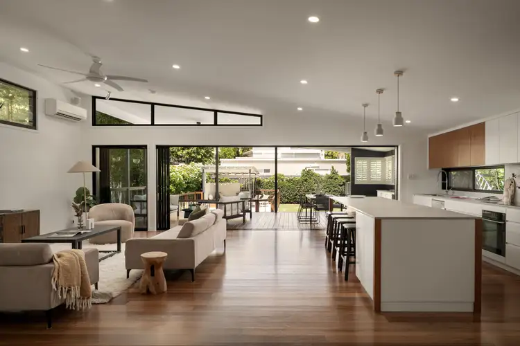 37 Coutts Street, Bulimba QLD 4171