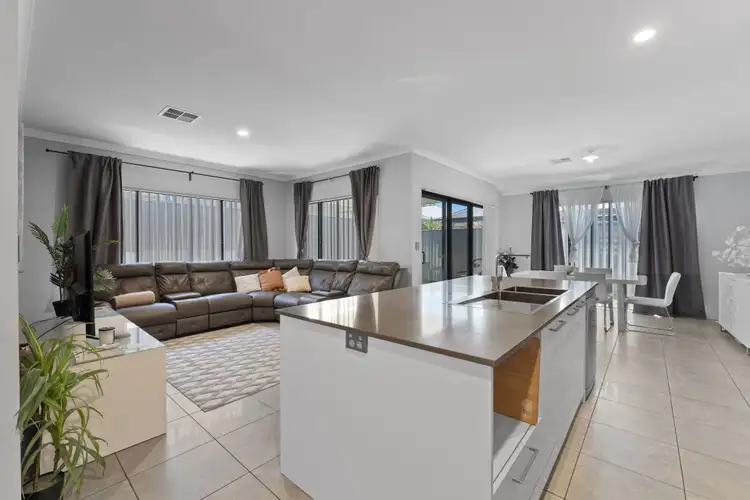 Seventh view of Homely house listing, 4 Helios Loop, Baldivis WA 6171