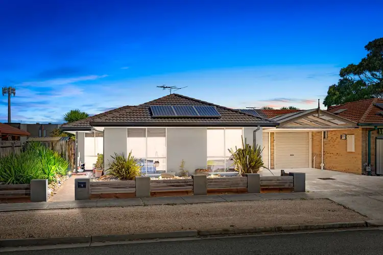 8 Torquay Way, Wyndham Vale VIC 3024