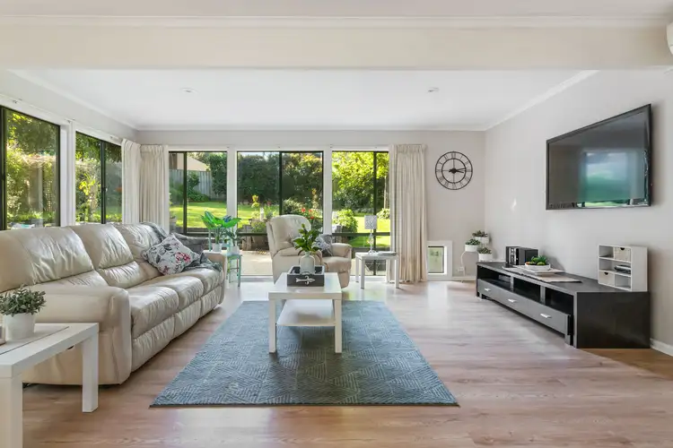 21 Homer Avenue, Croydon South VIC 3136
