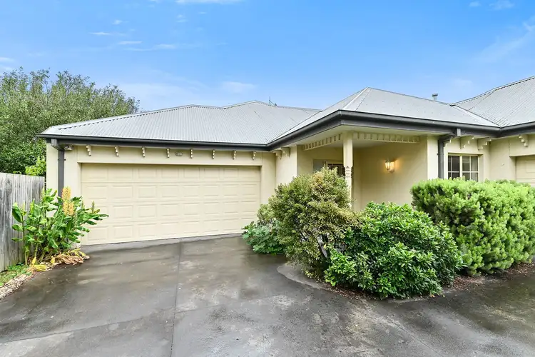 2/45 Cardinia Street, Berwick VIC 3806