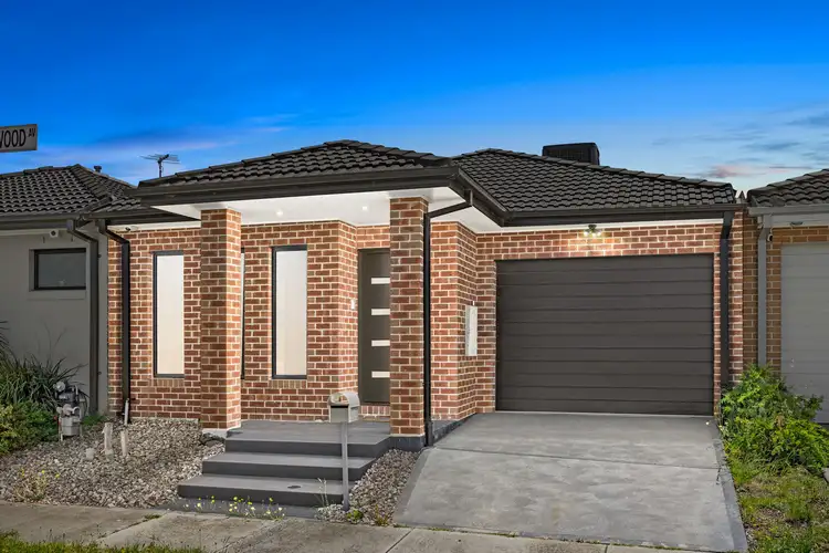 21 Colwood Avenue, Mickleham VIC 3064