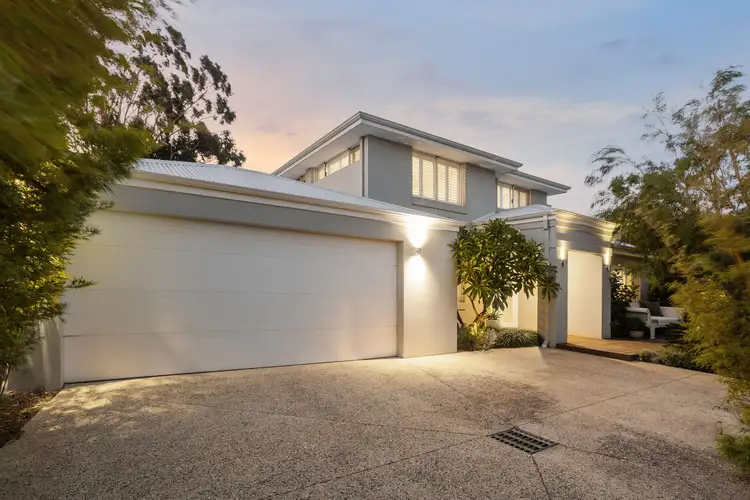 37 Kempenfeldt Avenue, Sorrento WA 6020