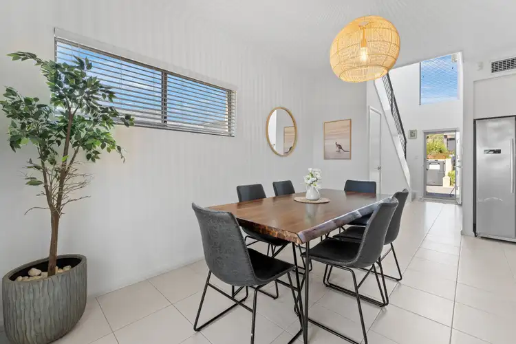 Sixth view of Homely house listing, 1/2 Louvre Way, Baldivis WA 6171