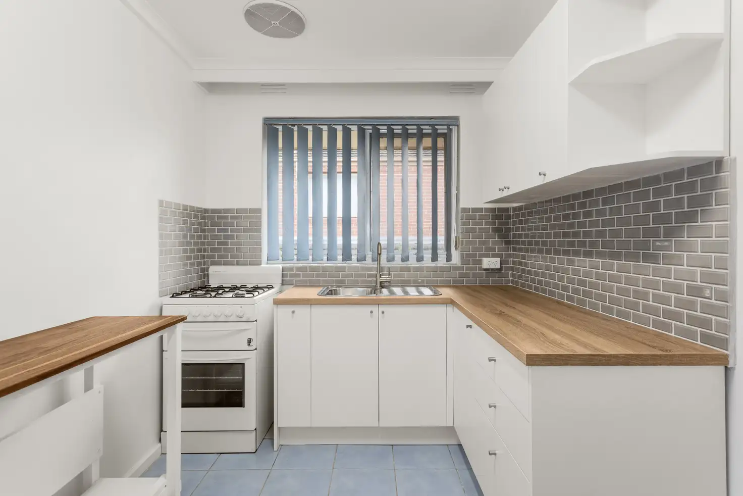 Main view of Homely unit listing, 13/21-23 Dunoon Street, Murrumbeena VIC 3163