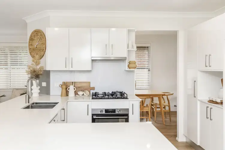 Sixth view of Homely house listing, 15 Singleton Road, Point Clare NSW 2250