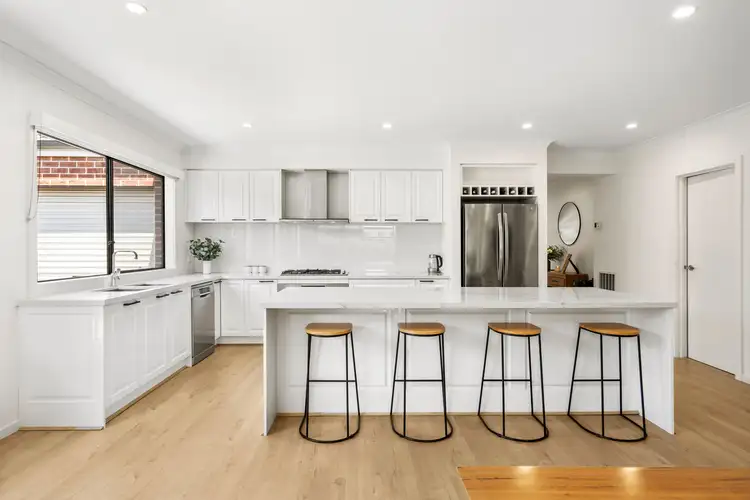 34 Canterbury Road West