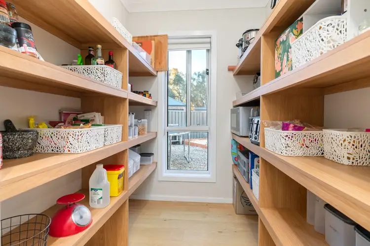 Fifth view of Homely house listing, 14 Cade Court, Jindera NSW 2642