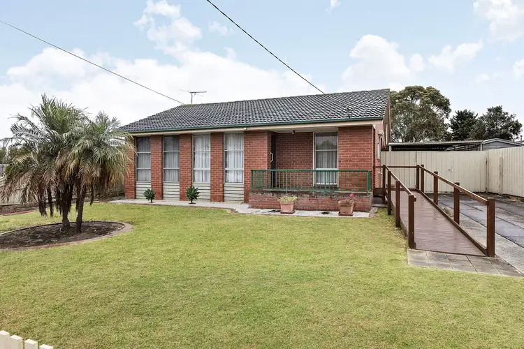 18 Bundy Court, Frankston North VIC 3200