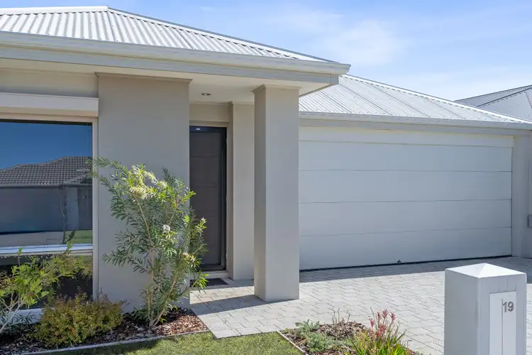 Second view of Homely house listing, 19 Flemington Drive, Baldivis WA 6171