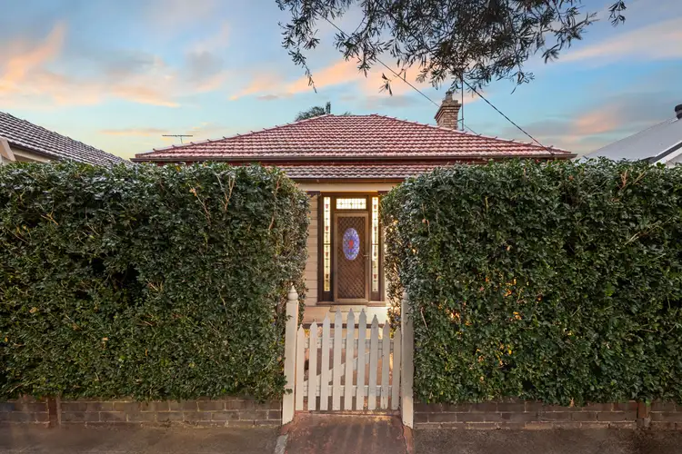 12 Frogmore Street, Mascot NSW 2020