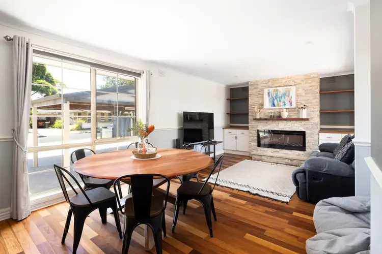 Second view of Homely house listing, 8 Drysdale Avenue, Frankston VIC 3199