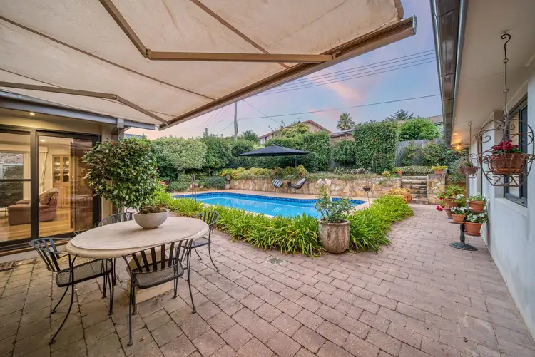 8 Buggy Crescent, Mckellar ACT 2617