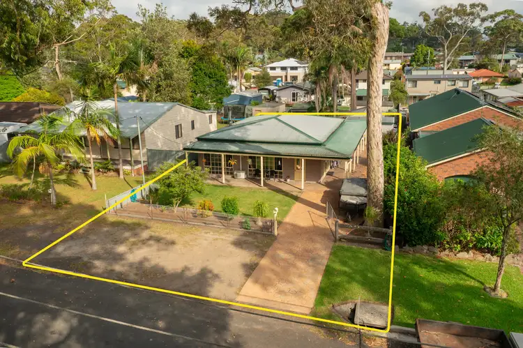 39 Roberts Street, Old Erowal Bay NSW 2540