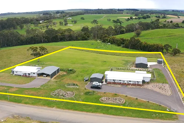 36 Lindquists Road, Timboon VIC 3268