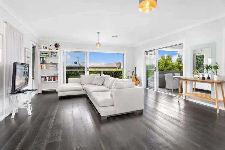 9 Alison Street, Kiama NSW 2533