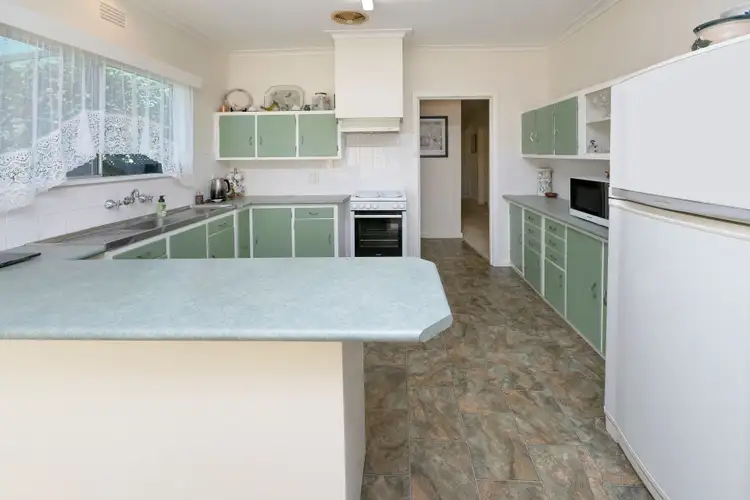 Fifth view of Homely house listing, 18 Naretha Street, Swan Hill VIC 3585
