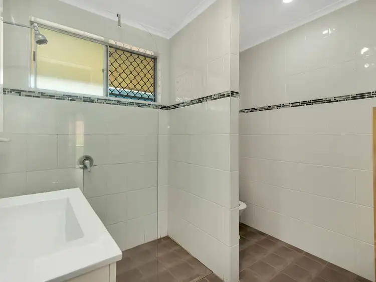Fifth view of Homely unit listing, 4/37 Atkin Street, Tugun QLD 4224