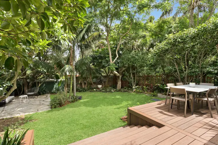 100 Oberon Street
