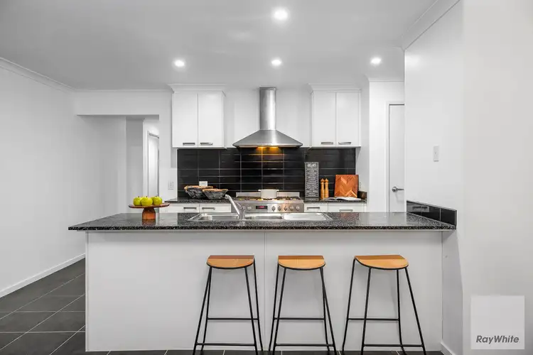 Second view of Homely house listing, 6 Dunlop Way, Fraser Rise VIC 3336