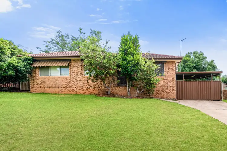 Main view of Homely house listing, 8 Anthony Drive, Rosemeadow NSW 2560