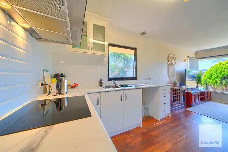 33 Hardie Road, Spencer Park WA 6330