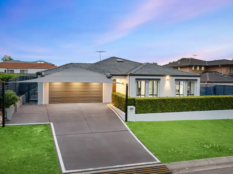 52 Mapelton Circuit, Parkinson QLD 4115