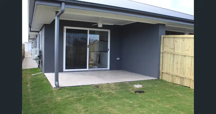 Fifth view of Homely house listing, 2/27 Rhea De Wit Drive, Ripley QLD 4306