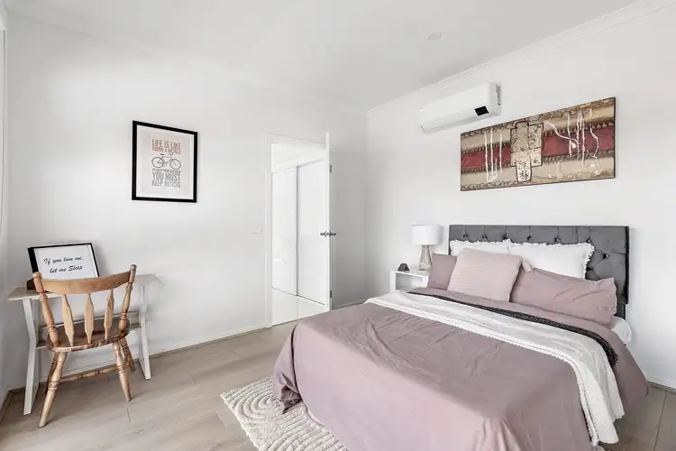 Fifth view of Homely house listing, 92 Hadley Street, Seaford VIC 3198