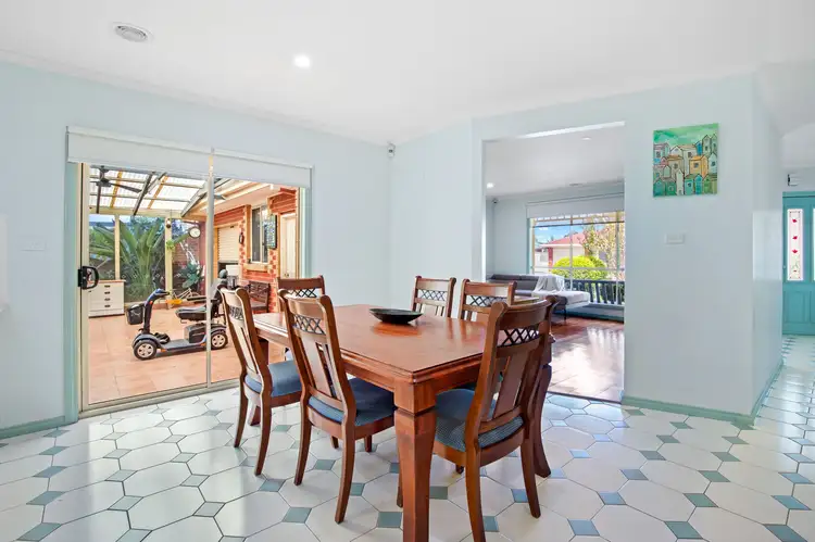 Fourth view of Homely house listing, 52 Lonsdale Circuit, Hoppers Crossing VIC 3029