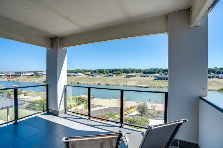 102 Blanche Parade, Hindmarsh Island SA 5214