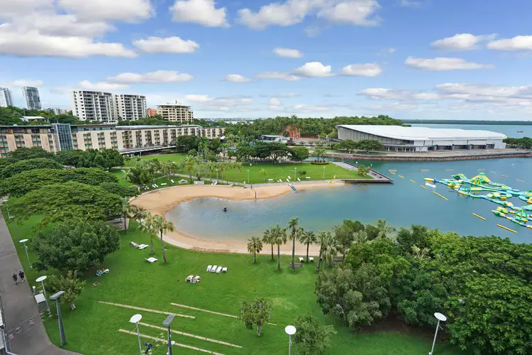 129/19 Kitchener Drive, Darwin City NT 800