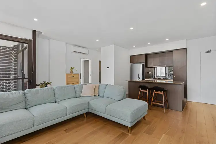 8/6 Central Road, Miranda NSW 2228