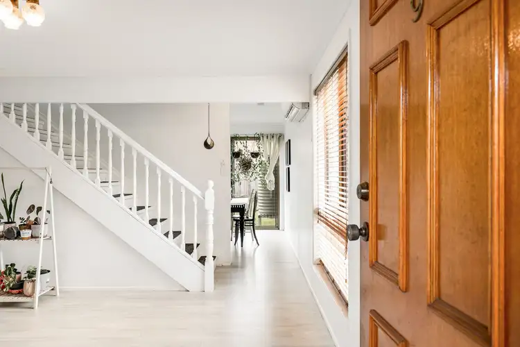 9/94 Hill Street, Newtown QLD 4350