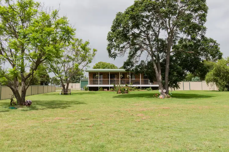 14 Newby Street, Rosenthal Heights QLD 4370