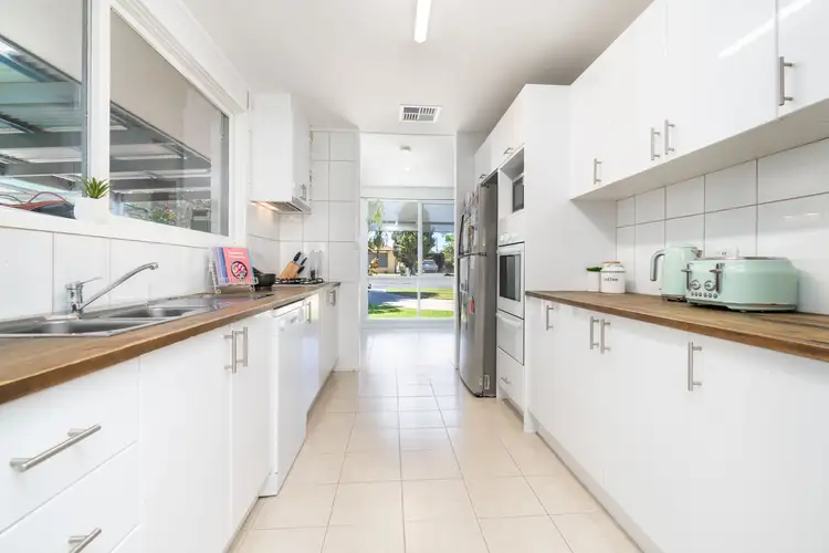483 Hartley Street, Lavington NSW 2641