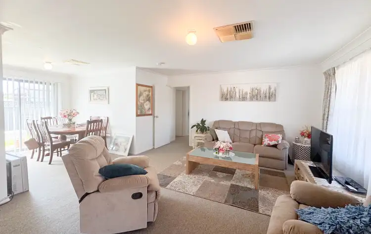 Fifth view of Homely block of units listing, 2 & 4/24 Ebelina Crescent, Parkes NSW 2870